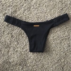 San Lorenzo little black bikini grader bottom